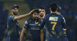 दिल्लीविरुद्ध गुजरातको रोमाञ्चक जित 