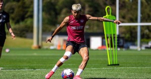 साम्बाको ह्याट्रिकमा वेलिंगटन फिनिक्सको सानदार जित