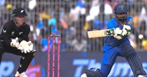 दुई खेलाडीको विस्फोटक अर्धशतकमा यूएईद्वारा न्युजिल्यान्डलाई १७४ रनको लक्ष्य