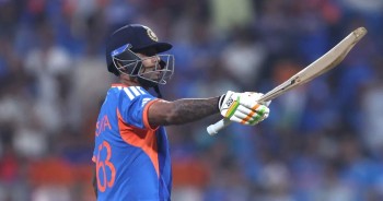 भारतद्धारा अमेरिकासामु जितकालागि १६२ रनको चुनौति पेश