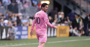 मेसी हेर्न पुगेका फ्यान भड्किए,रंगाशालामा तोडफोड