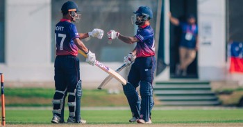 नेपालले अमेरिकालाई दियाे २७२ रनकाे  बलियाे लक्ष्य