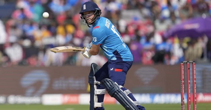 भारत विरुद्ध इङ्ग्ल्याण्ड ब्याटिङ गर्दै