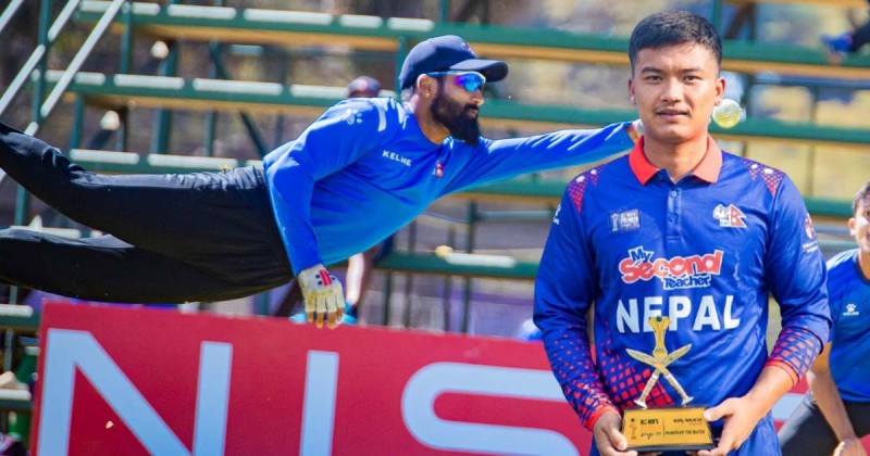 युएई उडे कुशल मल्ल र दीपेन्द्रसिंह ऐरी