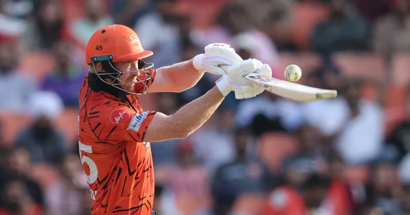 हैदराबादद्वारा पञ्जावसामु २२० रनको लक्ष्य