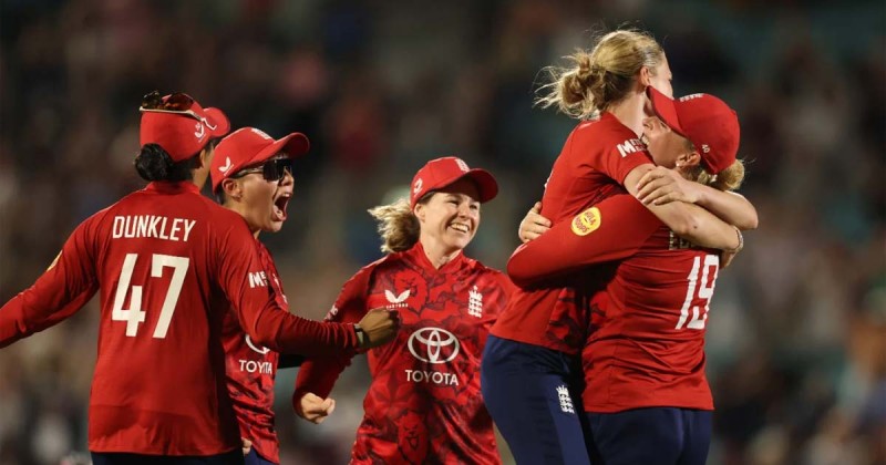 इंग्लयाण्डले हरायो भारतलाई