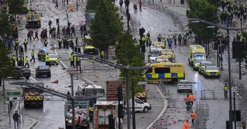 लिभरपुलको विजय जुलुमा कार घुस्दा २७ घाईते