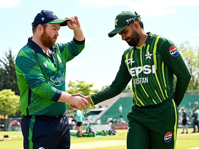 आयरल्याण्डसंग पहिलो पटक हार्‍यो  पाकिस्तान