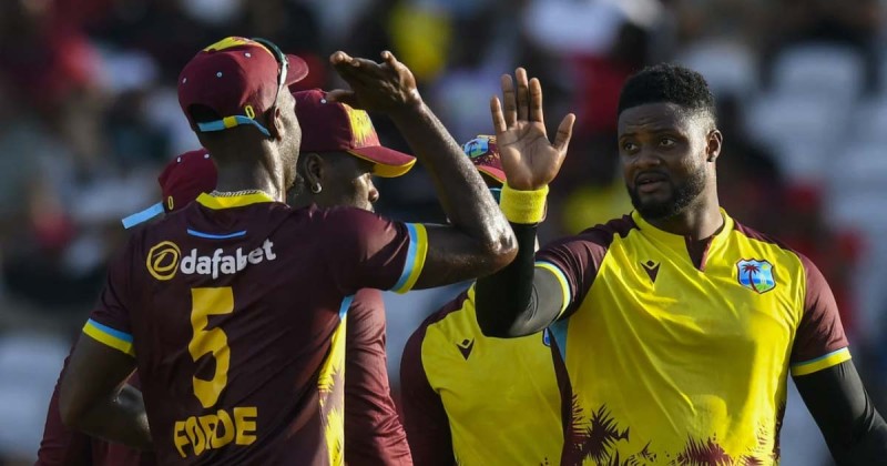 दक्षिण अफ्रिका विरुद्धको सिरिज वेष्टइण्डिजले गर्‍यो क्लिन स्वीप